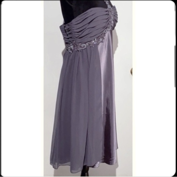 🍒 Le Chateau Satin & Crepe Dress!! - Picture 7 of 8